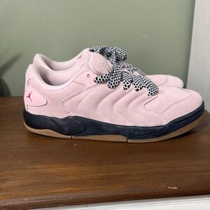 Jordan Session Atmosphere Sneakers. Mens size 10.5